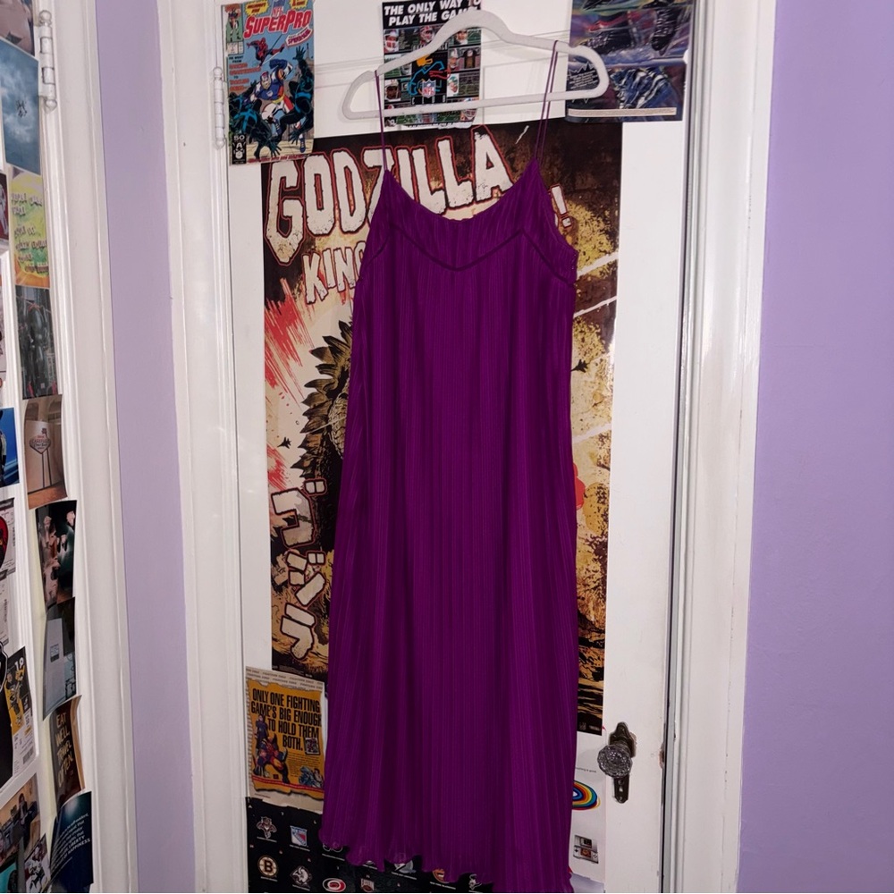 Maggy London Magenta Plisse Maxi Semiformal/Formal Wedding Guest Dress